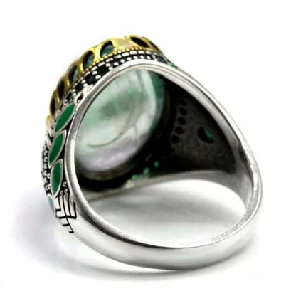 Anillo De Con Piedra Verde