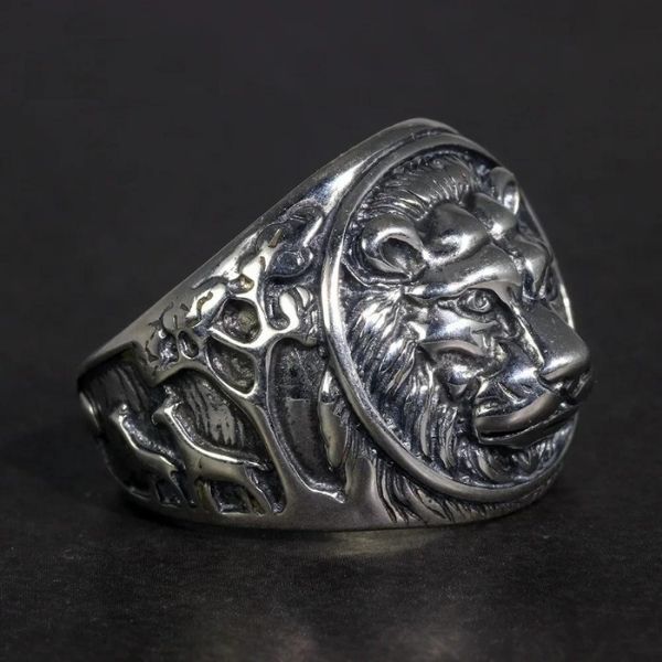 Anillo con Símbolo de León