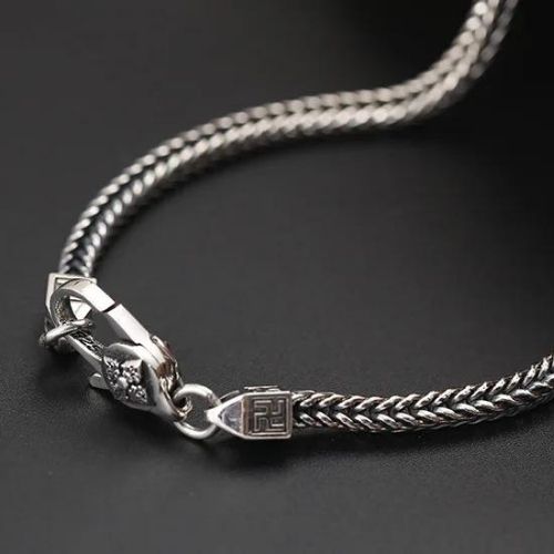 Collar En Plata Para Hombres