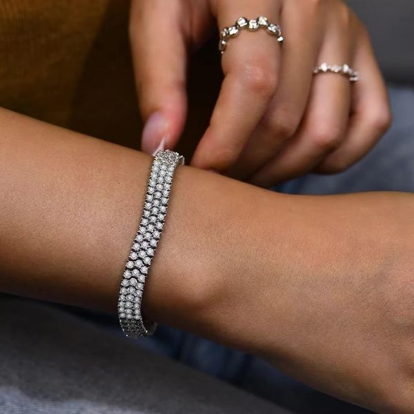 Pulsera de Plata Moderna para Mujer